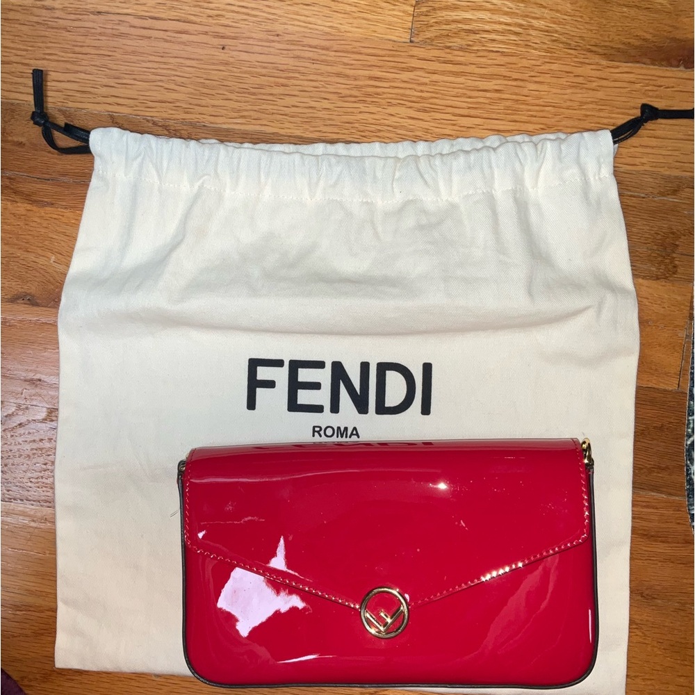 AUTHENTIC FENDI RED PATENT LEATHER WALLET ON CHAIN - Picture 2 of 14